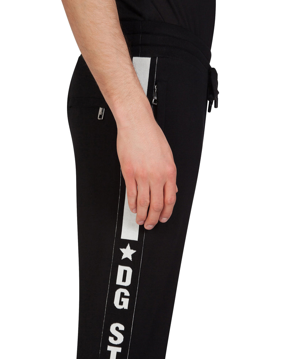 Jogging pants with contrasting-coloured DG bands