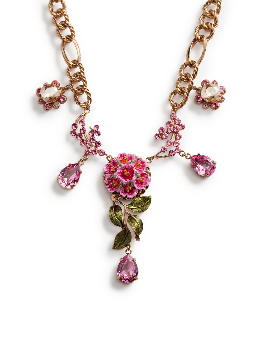 Chain necklace with flower bouquet