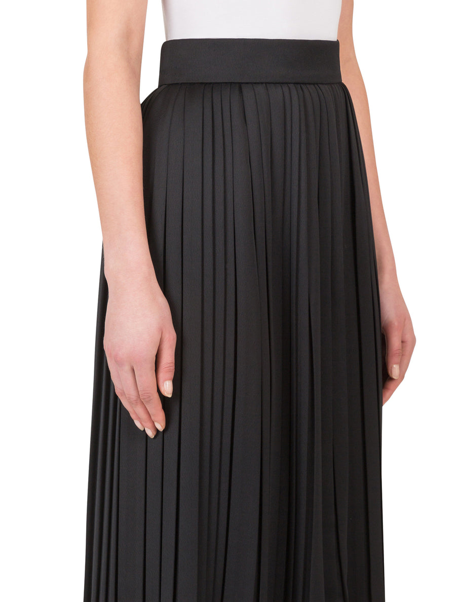 Asymmetrical pleated cady skirt