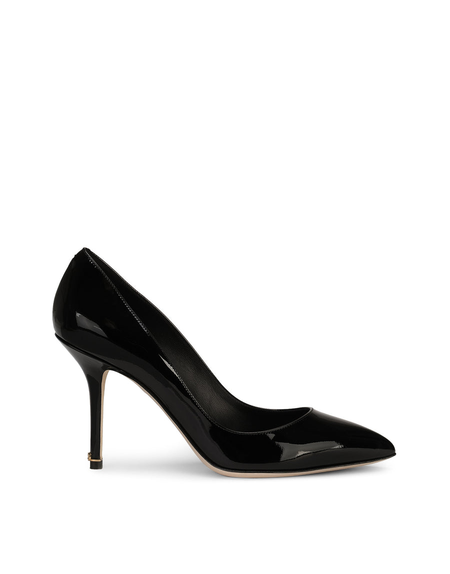 Pointed varnish pumps with medium heel